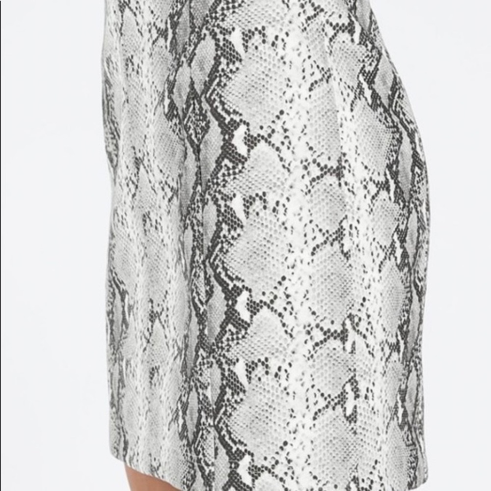 Snakeskin Print Skirt size Large